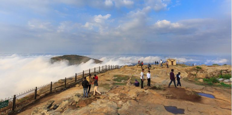 Nandi Hills Timing, Location