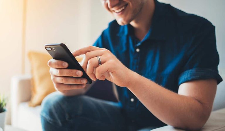 5 Signs You Should Rent a Phone Instead of Buying